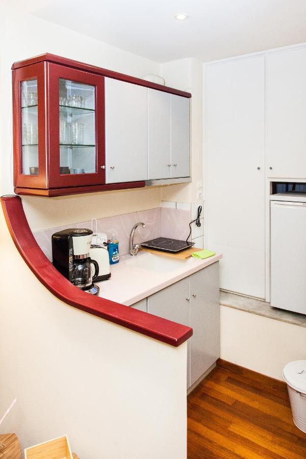 Centrally Located Studio In Athens! Apartment ภายนอก รูปภาพ